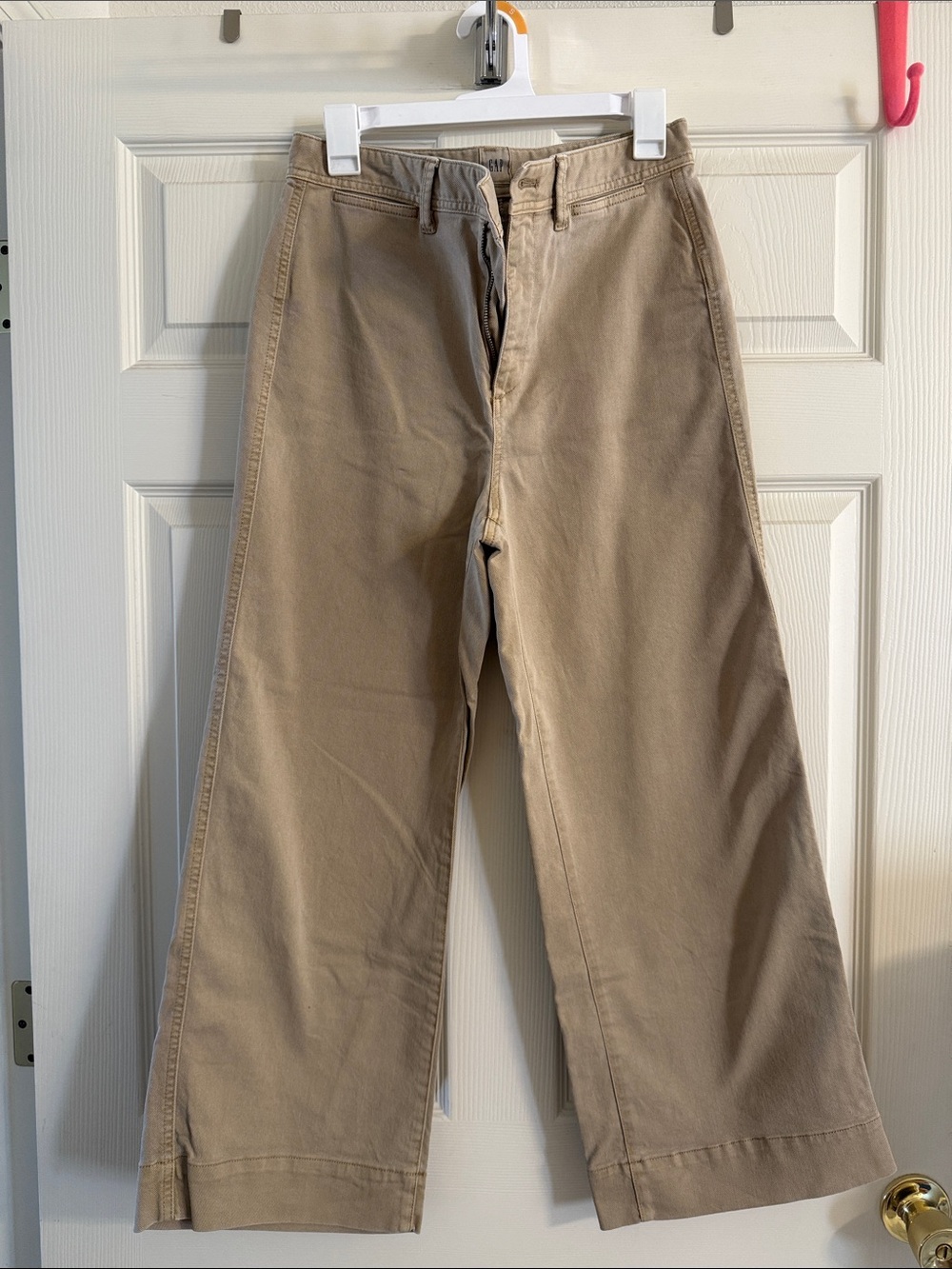 GAP Wide-Leg Chino Jeans in Tan